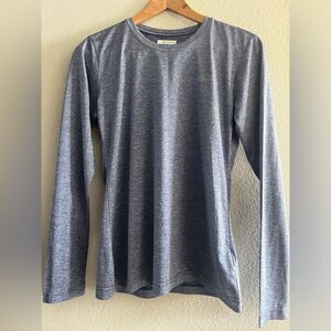 Women’s SZ Medium Columbia Long Seeve Shirt‎ (blue)